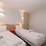 Stone By The Sea - Mountain & Retreat W/pool Affittacamere