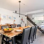 Affittacamere Stone By The Sea - Mountain & Retreat W/pool 4*
