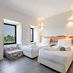 Affittacamere Stone By The Sea - Mountain & Retreat W/pool