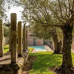 Affittacamere Stone By The Sea - Mountain & Retreat W/pool 4*