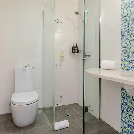 Stone By The Sea - Mountain & Retreat W/pool 4*