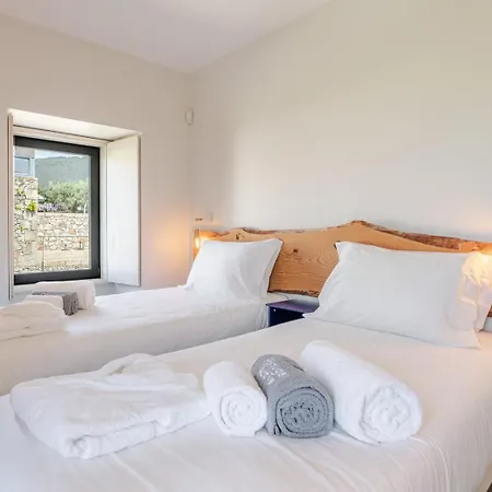 Stone By The Sea - Mountain & Retreat W/pool Vendégház *