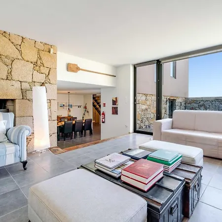 Stone By The Sea - Mountain & Retreat W/pool فيلة فيانا دو كاستيلو