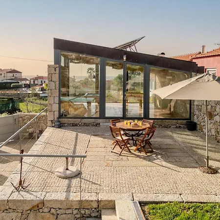 Guest house Stone By The Sea - Mountain & Retreat W/pool Viana do Castelo