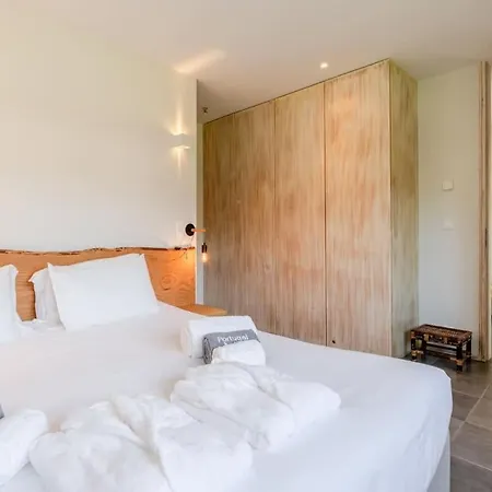 Stone By The Sea - Mountain & Retreat W/pool فيلة فيانا دو كاستيلو