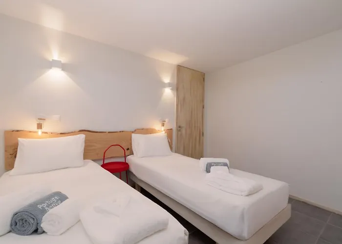 Stone By The Sea - Mountain & Retreat W/pool Guest house