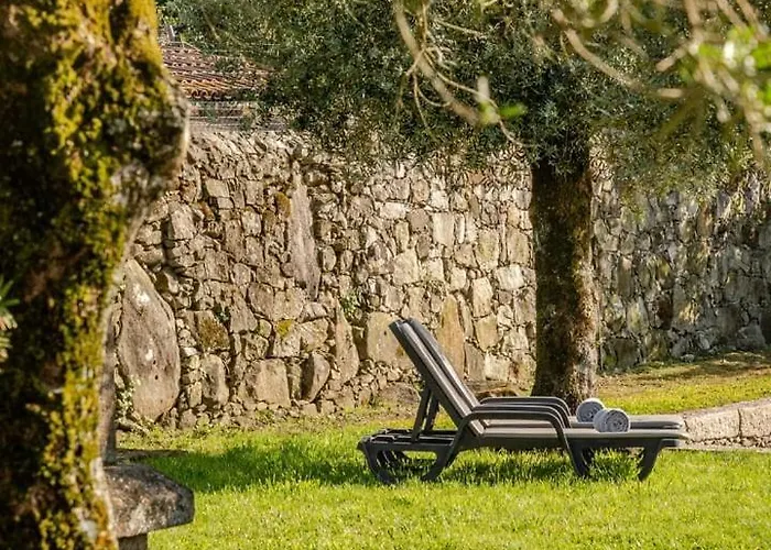 Stone By The Sea - Mountain & Retreat W/pool Guest house Viana do Castelo