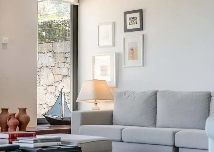 Guest house Stone By The Sea - Mountain & Retreat W/pool 4*