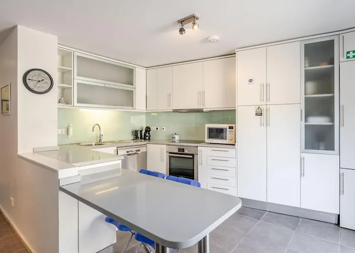 Stone By The Sea - Mountain & Retreat W/pool Guest house Viana do Castelo