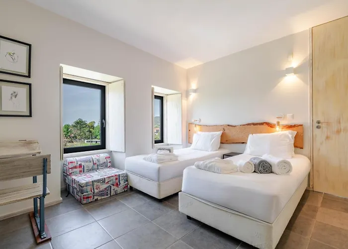 Guest house Stone By The Sea - Mountain & Retreat W/pool