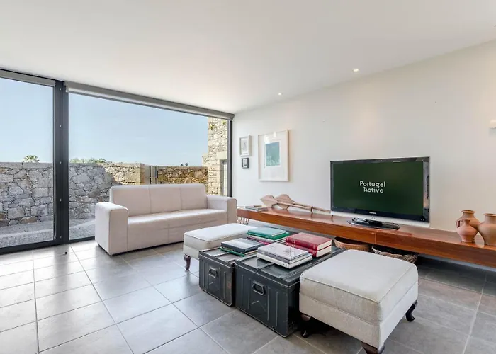 Stone By The Sea - Mountain & Retreat W/pool Viana do Castelo