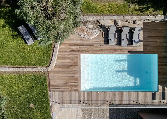 Guest house Stone By The Sea - Mountain & Retreat W/pool Viana do Castelo