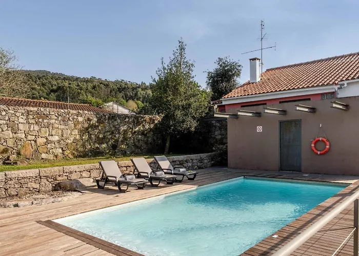 Stone By The Sea - Mountain & Retreat W/pool Guest house