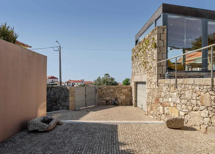 Stone By The Sea - Mountain & Retreat W/pool 4* Viana do Castelo